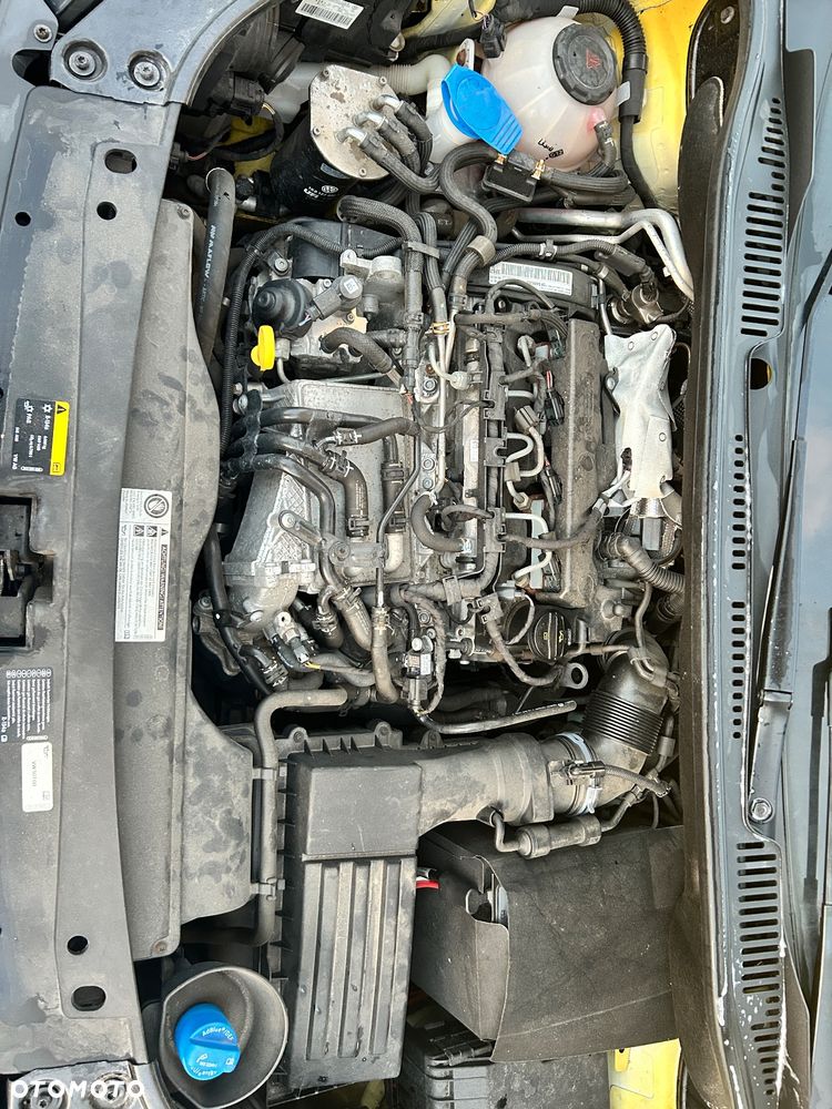 Volkswagen CADDY MAXI - 16