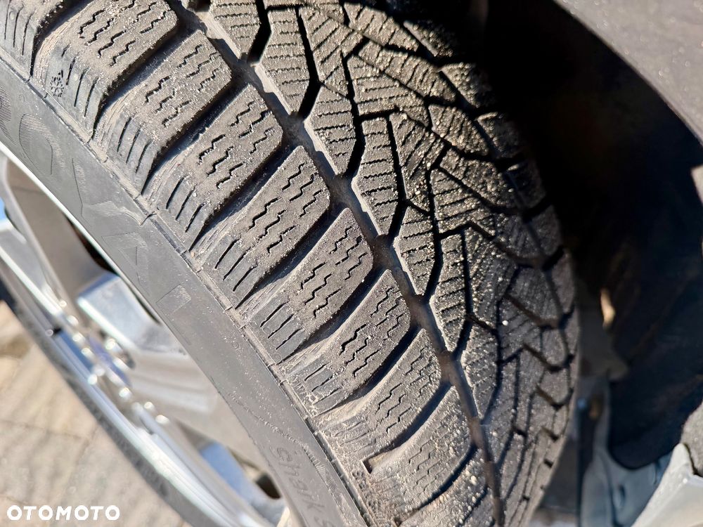 Ford Tourneo Connect Grand - 35