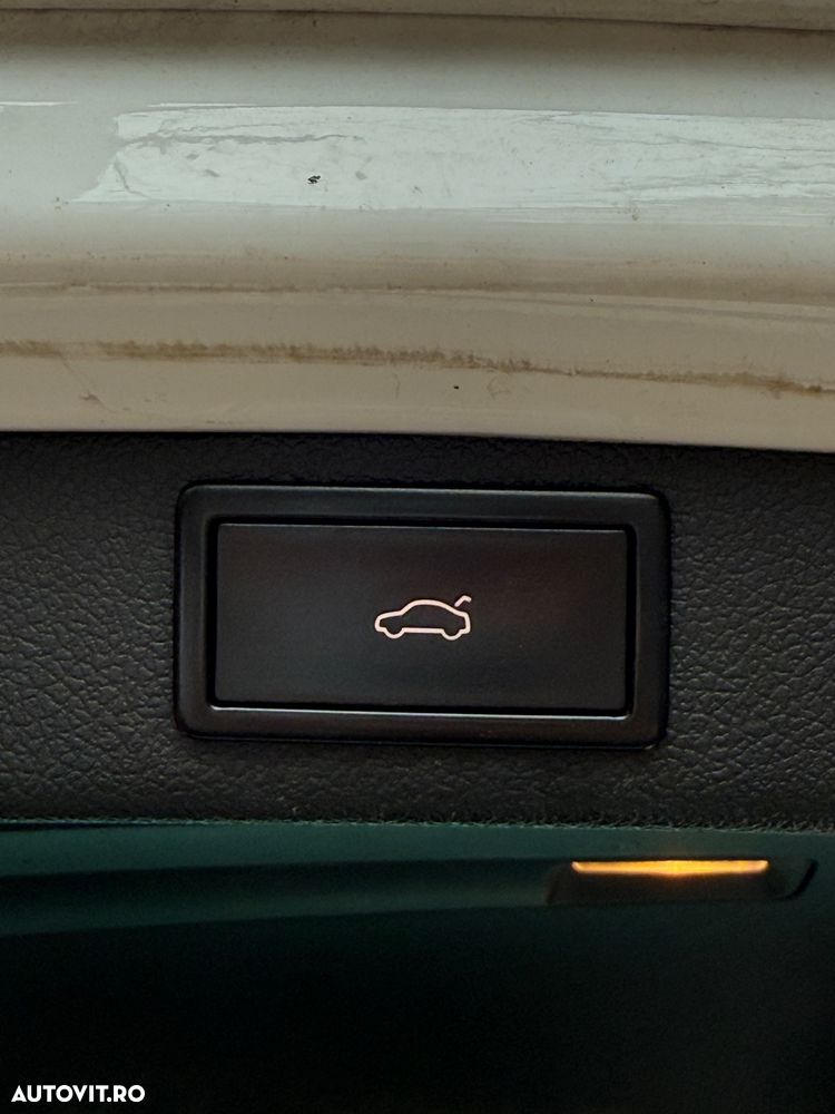 Skoda Superb 2.0 TDI DSG Elegance - 7