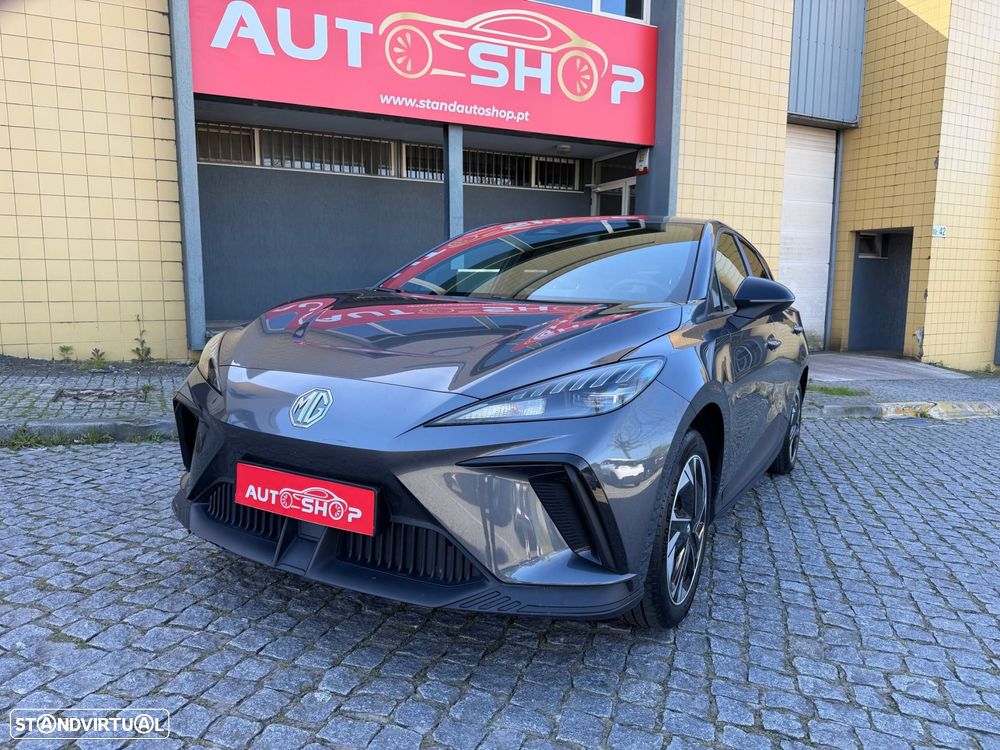 MG MG4 64 kWh Luxury - 6