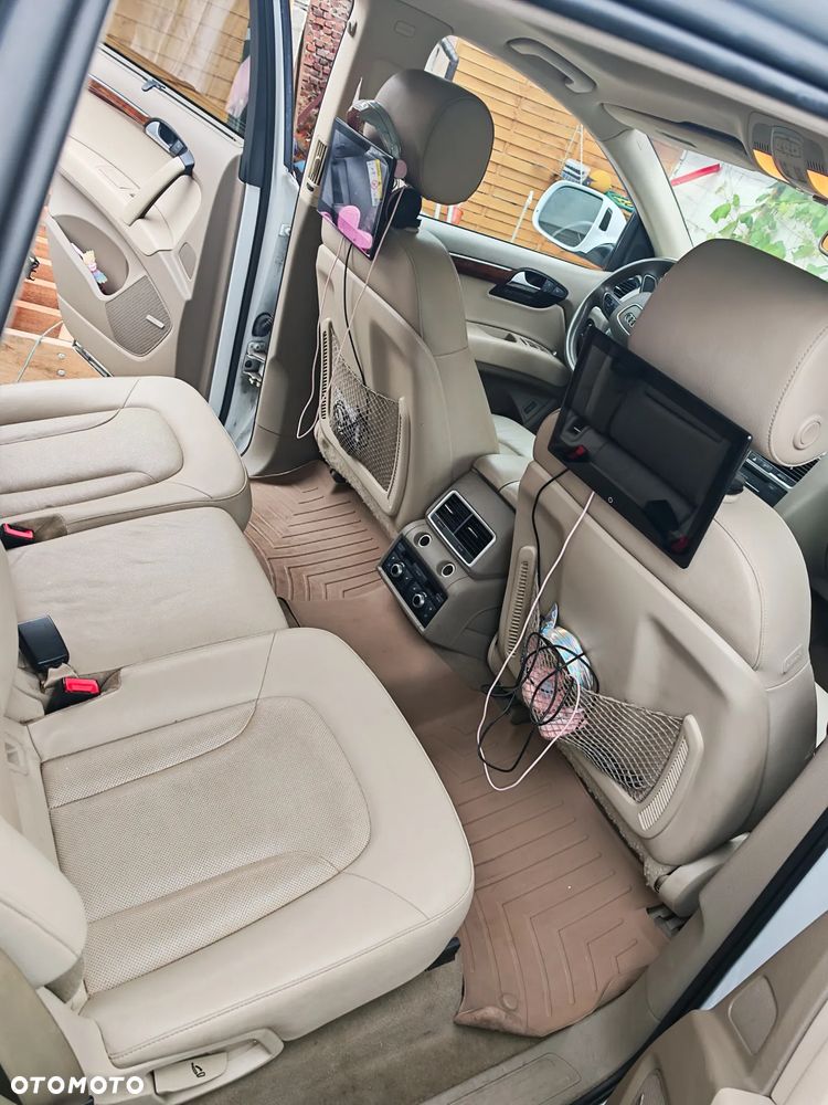 Audi Q7 - 15