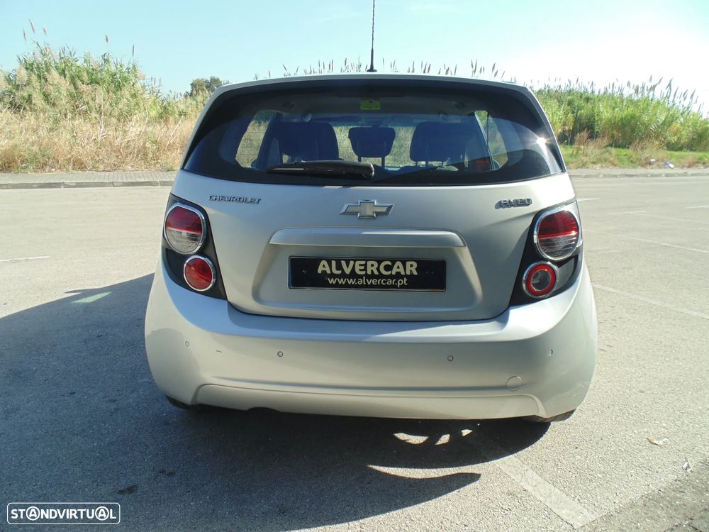 Chevrolet Aveo 1.2 LT Bi-Fuel - 12