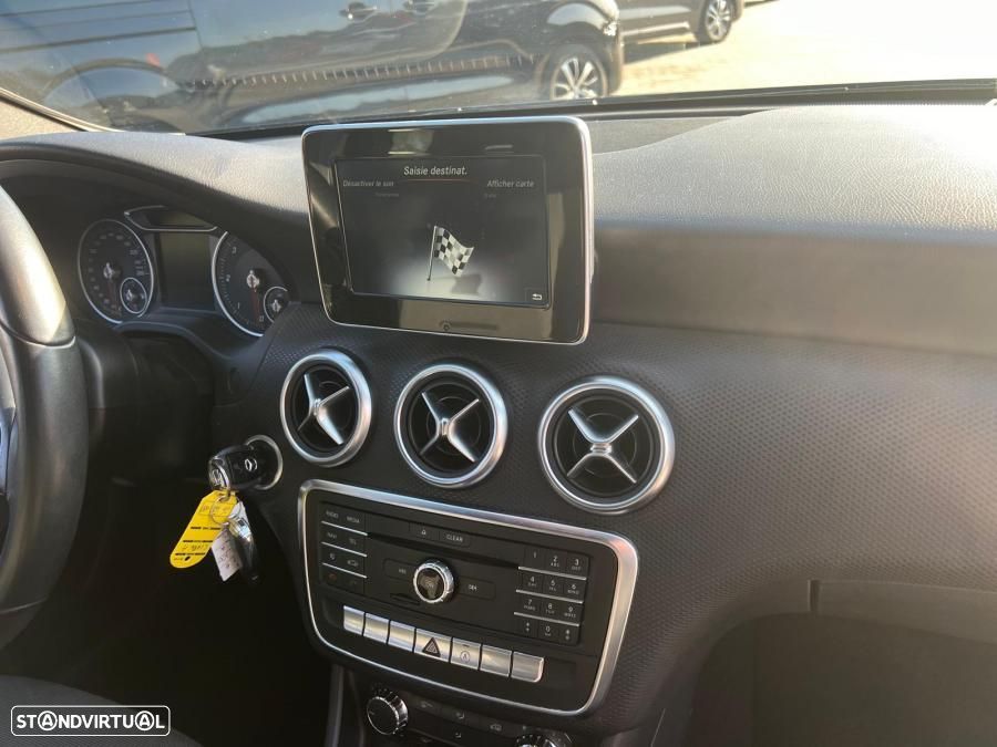 Mercedes-Benz A 180 CDI (BlueEFFICIENCY) - 8