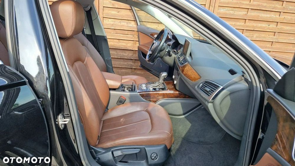 Audi A6 Avant 2.0 TDI Ultra S tronic - 31