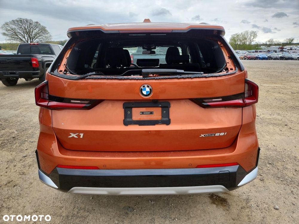 BMW X1 - 6