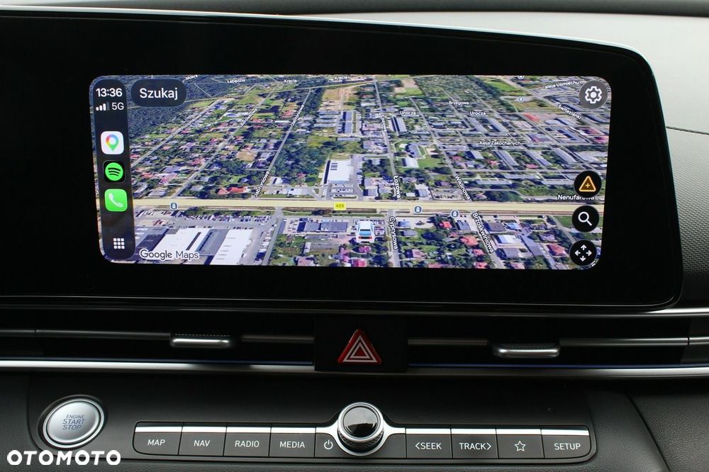 Hyundai Elantra - 34