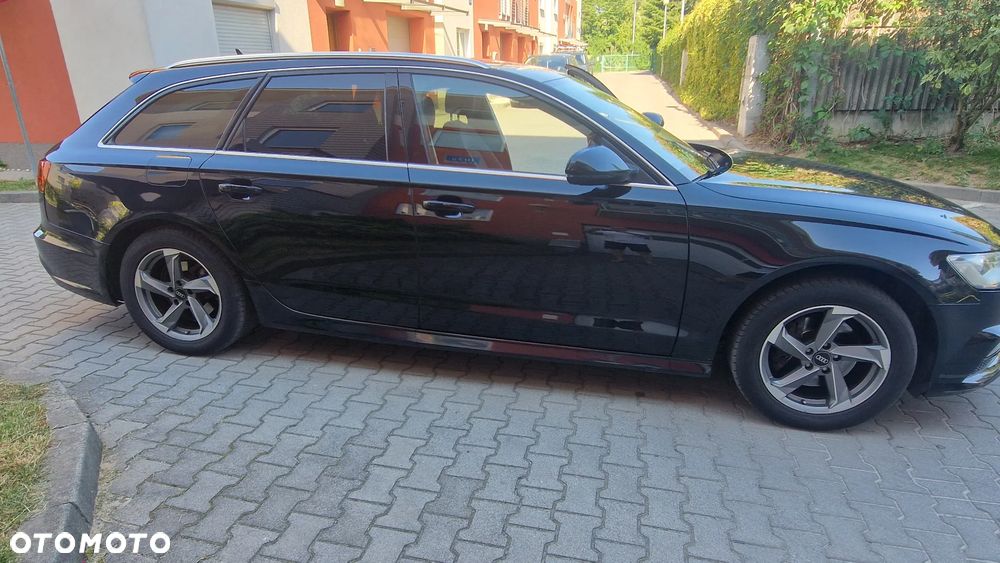 Audi A6 Avant - 1