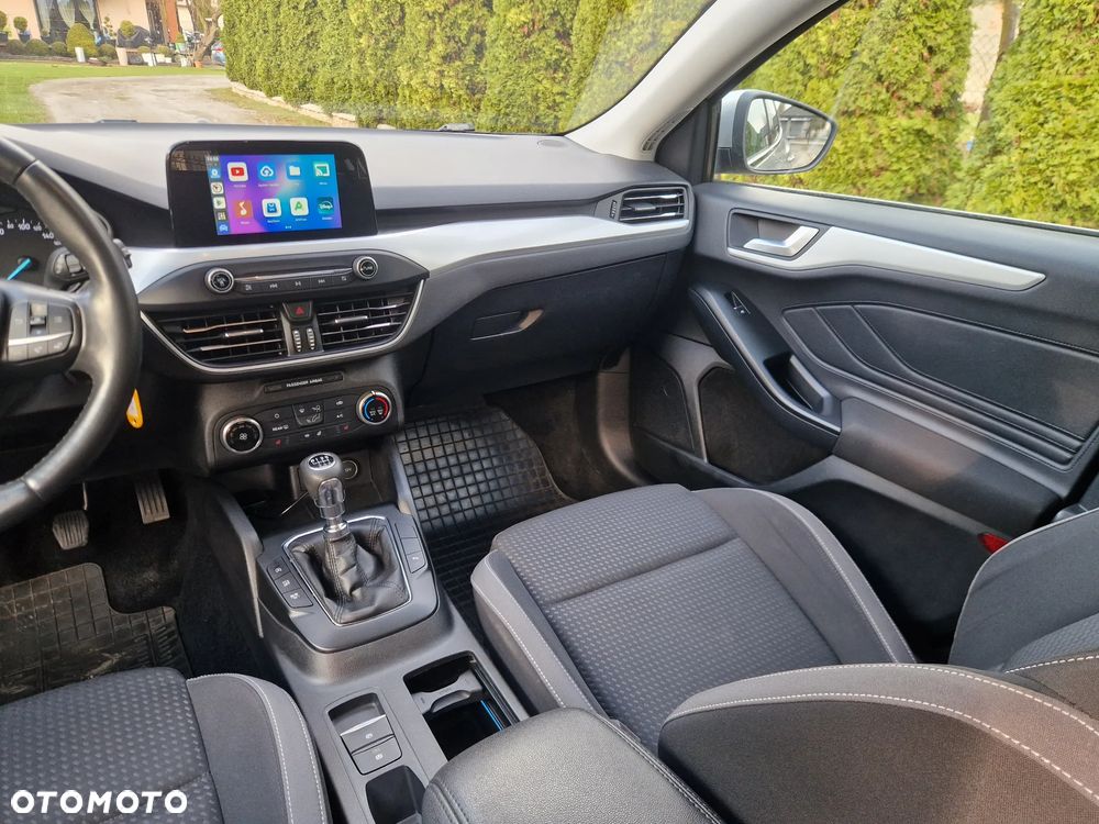 Ford Focus 1.5 TDCi SYNC Edition - 12