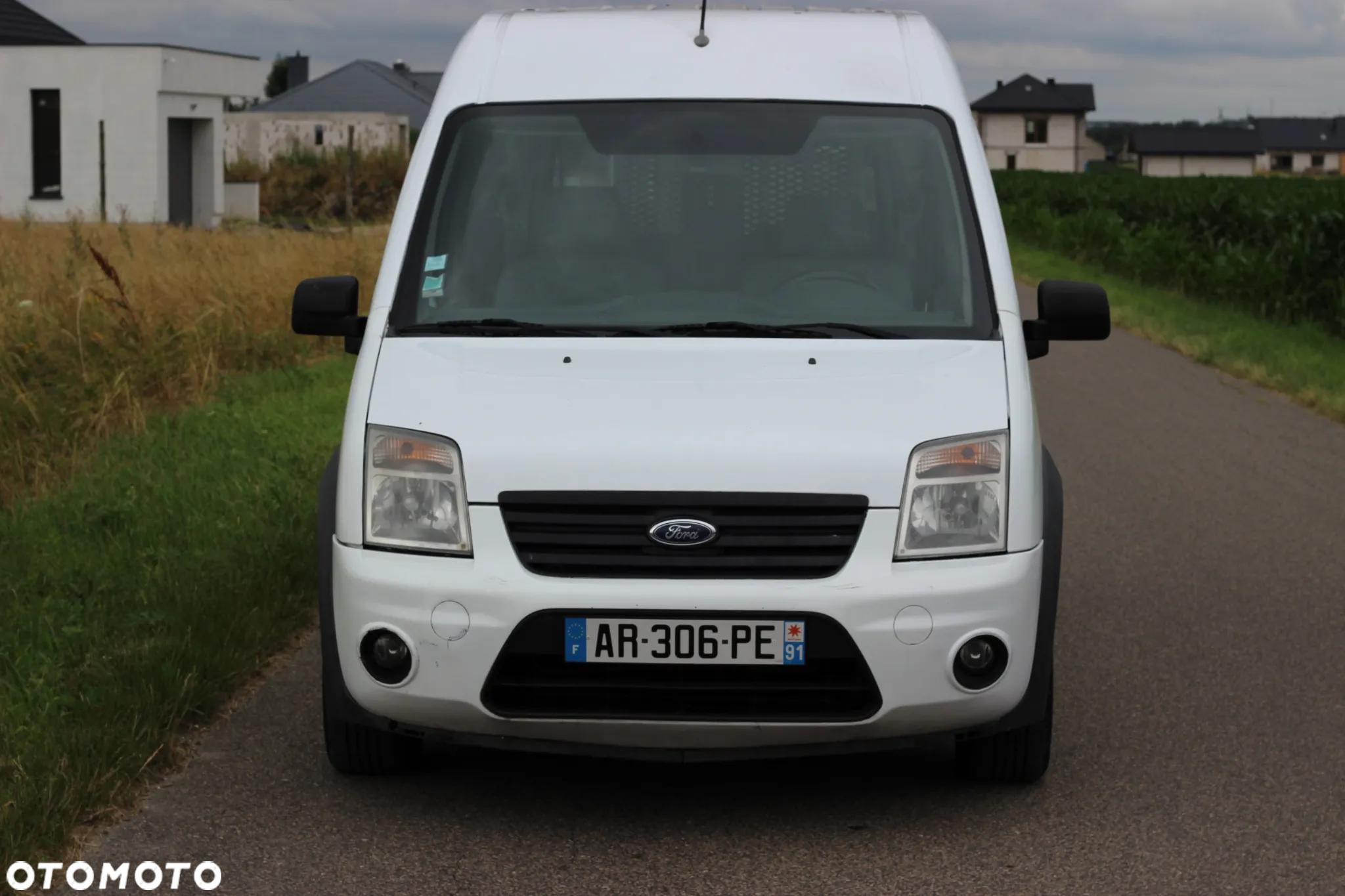 Ford Tourneo Connect - 2
