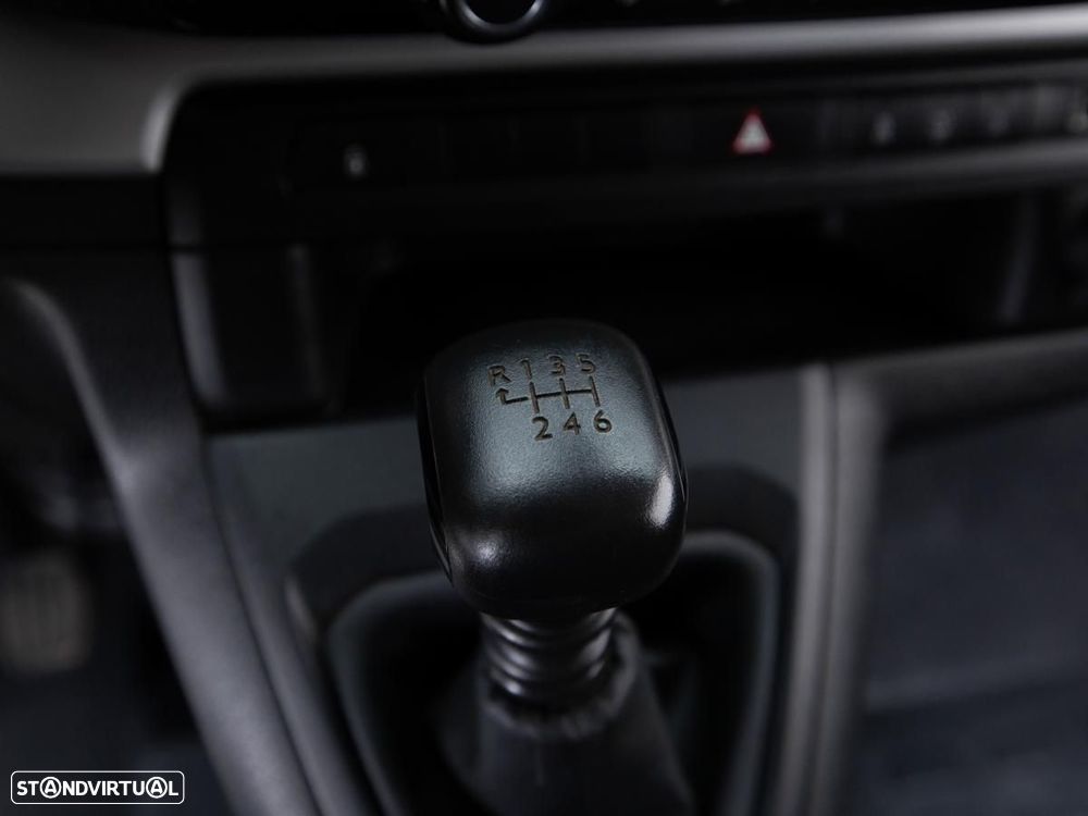 Toyota Proace Verso 1.5 D-4D L2 1.2T Comfort 9L PDL - 18