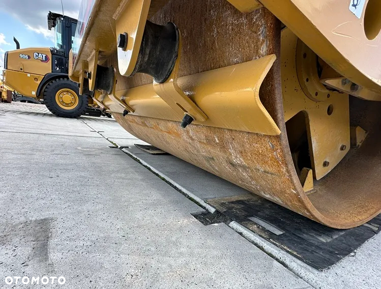 Caterpillar CS-563E - 37