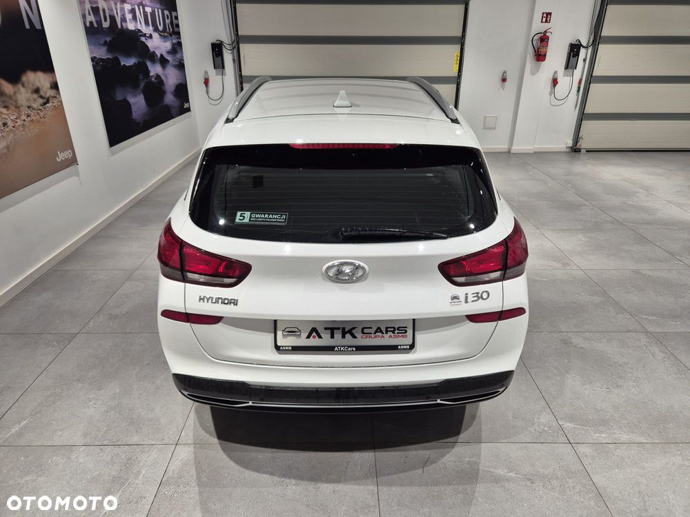 Hyundai i30 1.5 T-GDI 48V Modern - 23