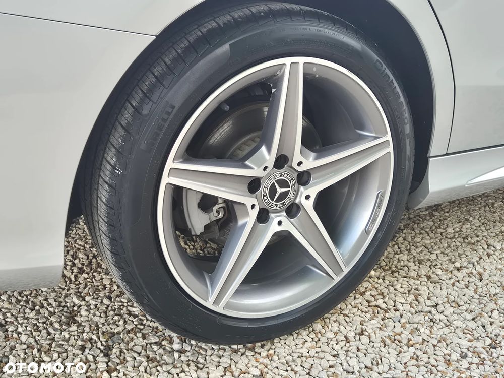 Mercedes-Benz Klasa C 300 7G-TRONIC AMG Line - 28