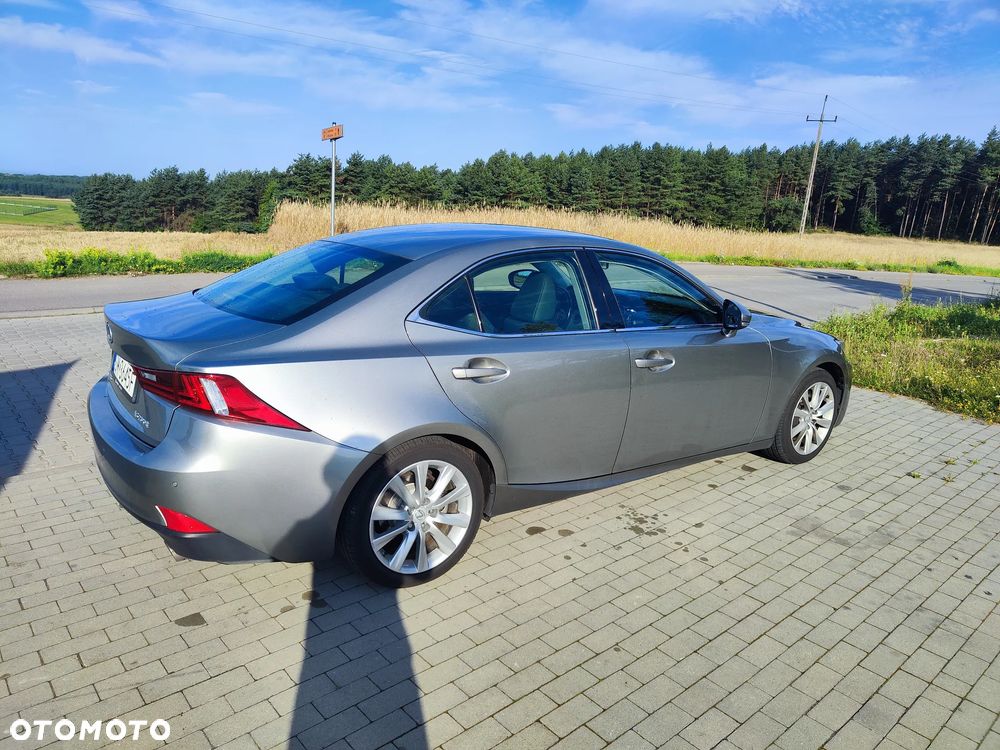 Lexus IS 200t Elite - 8