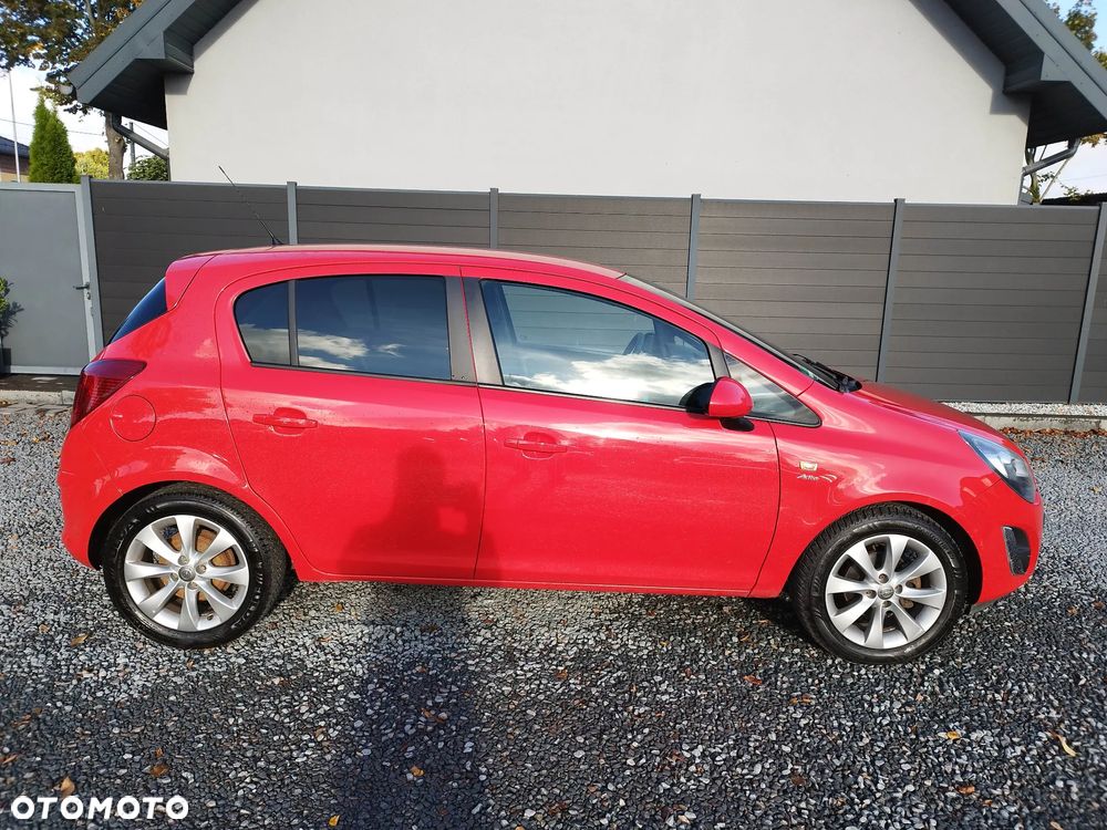 Opel Corsa 1.4 16V Innovation - 8