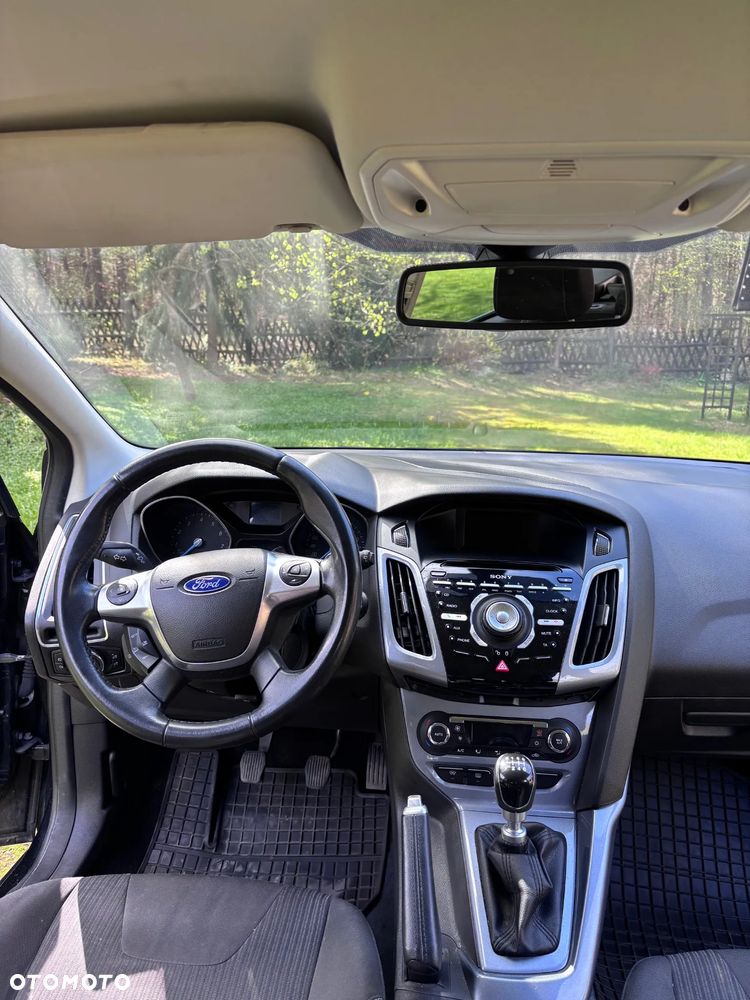 Ford Focus 1.6 EcoBoost Titanium - 14