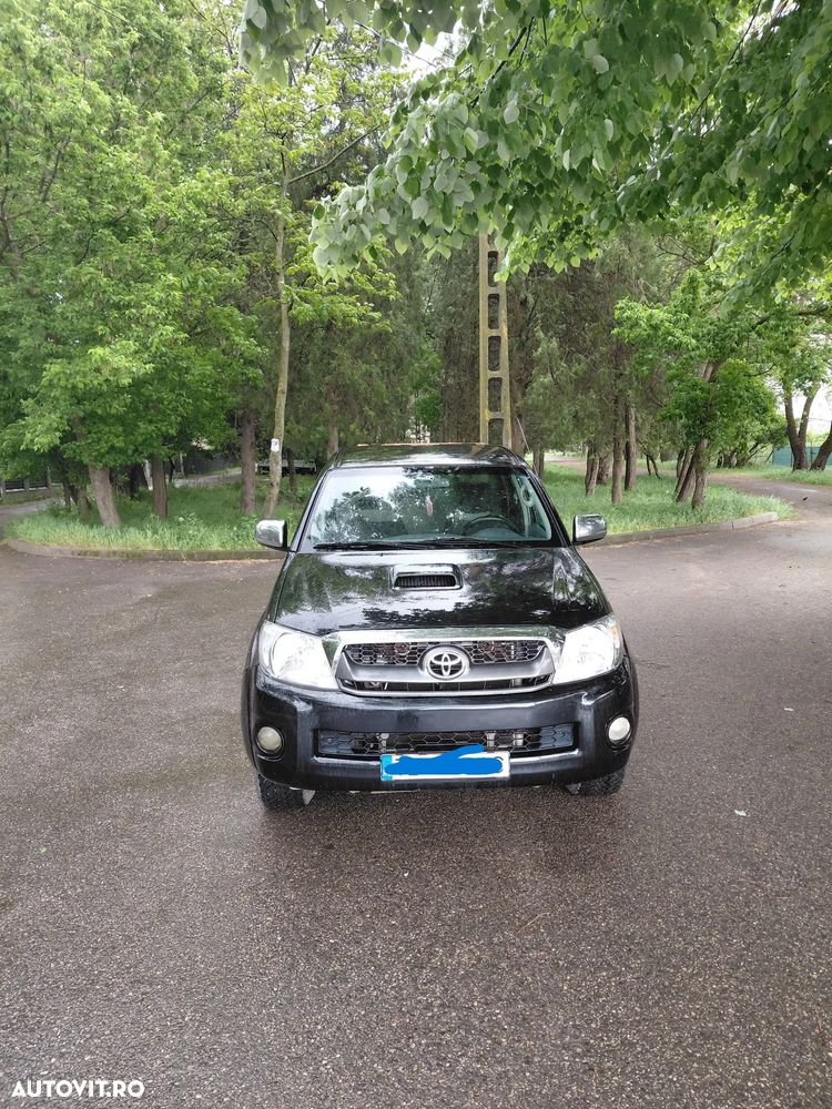 Toyota Hilux - 4