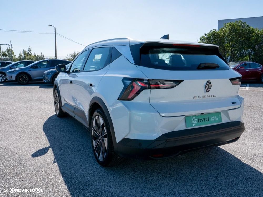 Renault Scénic E-Tech 60 kWh Evolution - 10