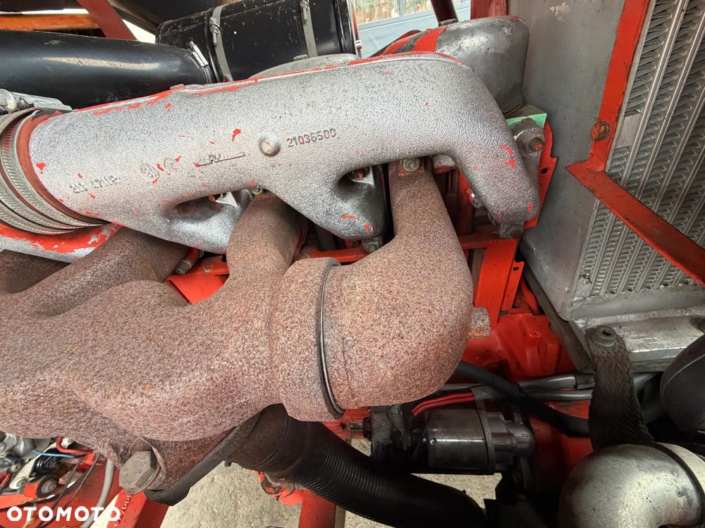 O&K V80 Wózek Widłowy Niemiecki Producent O&K. Silnik DEUTZ 90 km. Udźwig 8 ton. Gabarytowo mała maszyna z Wielkim udźwigiem. Podwójne Koła. Regulacja wideł i Karetki Hydrauliczna. Maszt TRIPLEX. niski przebieg 5790h. Maszyna Pochodzi z Norweskiej Komuny! Nie posiada luzów i wycieków Jazda Hydrostatic. Stan Perfekcyjny! DIESEL. Opony Nowe. Okazja - 16