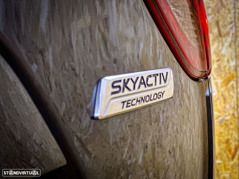 Mazda CX-5 2.2 D Essence - 46