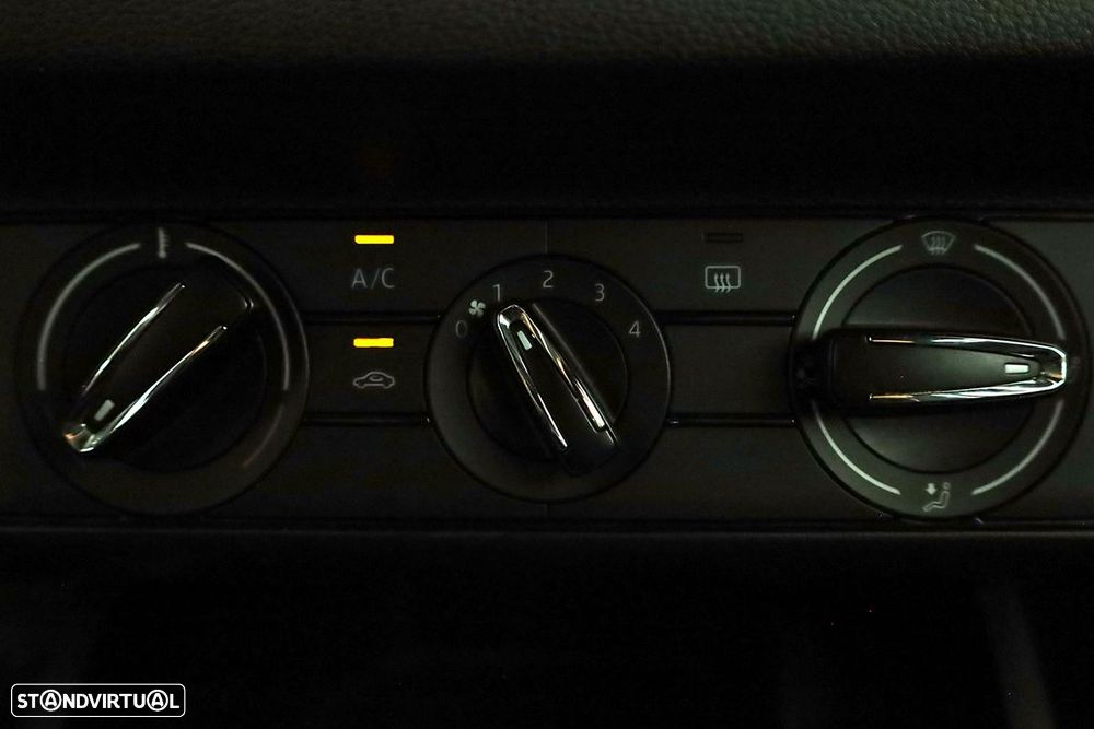 Skoda Kamiq 1.0 TSI Ambition - 12