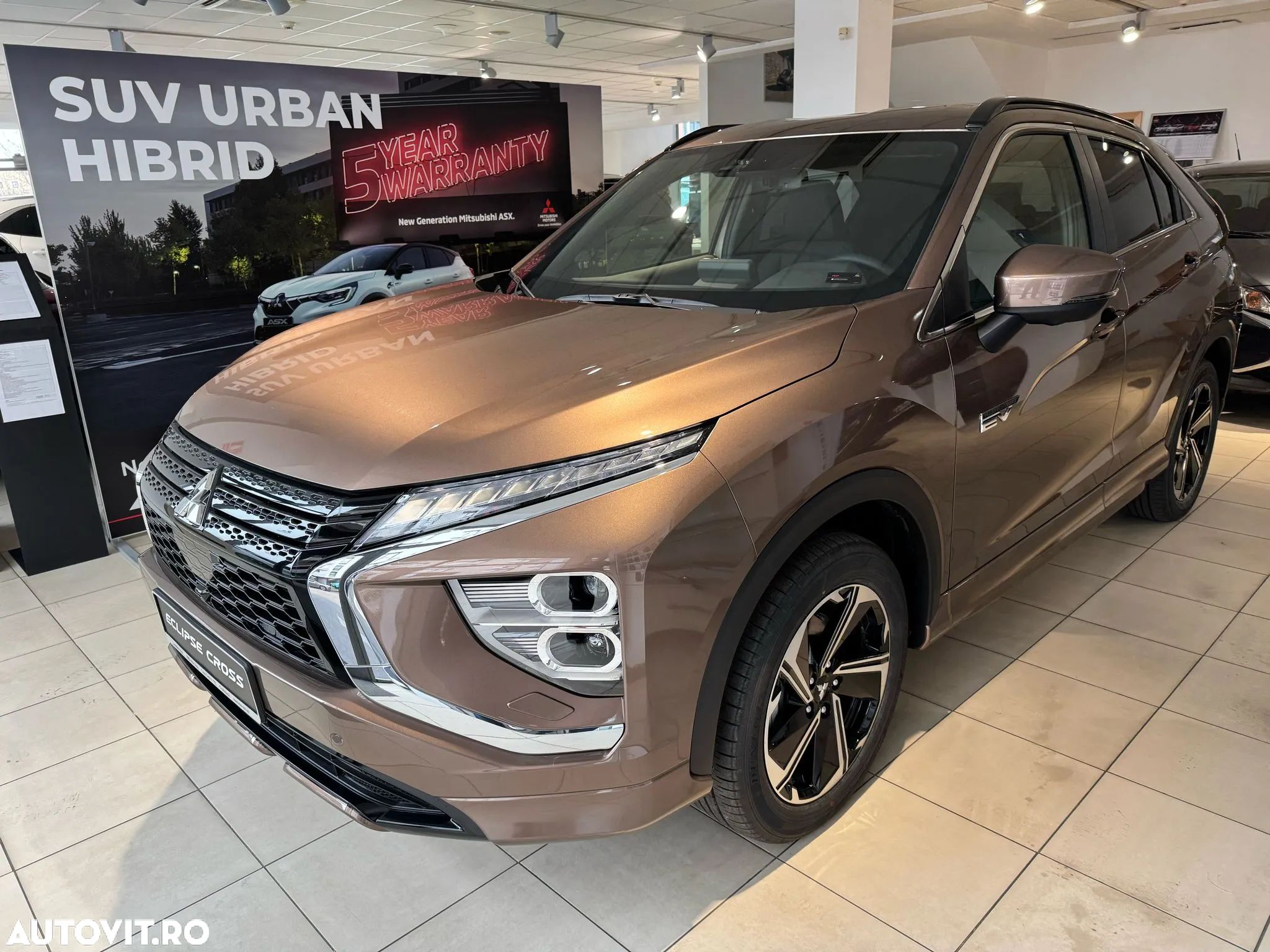 Mitsubishi Eclipse-Cross PHEV Intense+ - 1