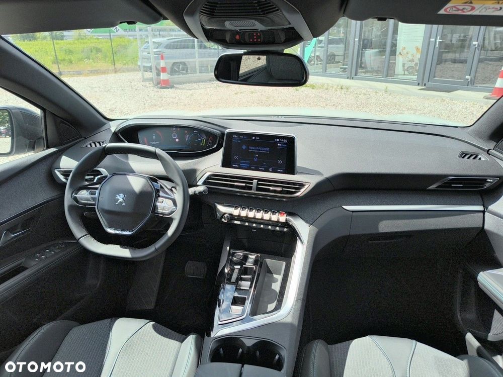 Peugeot 5008 - 8