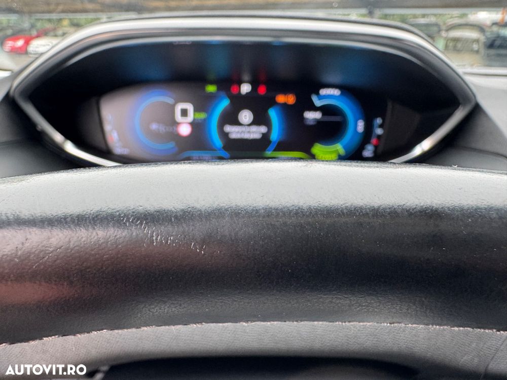 Peugeot 3008 Hybrid 225 e-EAT8 GT - 17