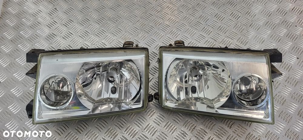 Nissan Terrano II Lampa Lewa Prawa Przód Przednia - 1