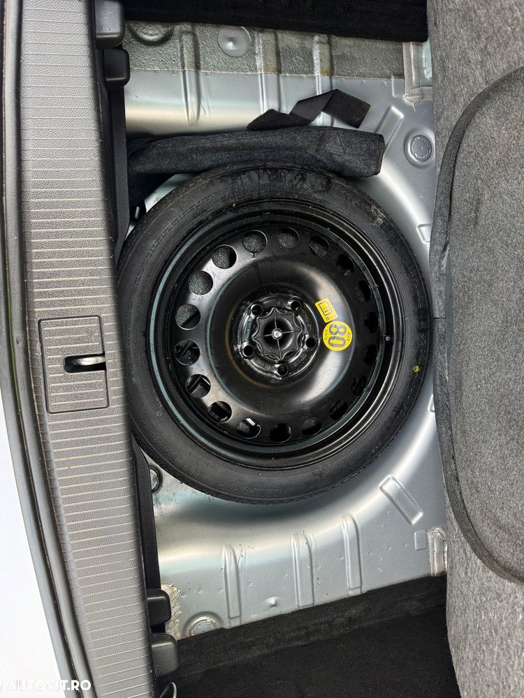 Opel Astra 1.7 CDTI DPF Sport - 37