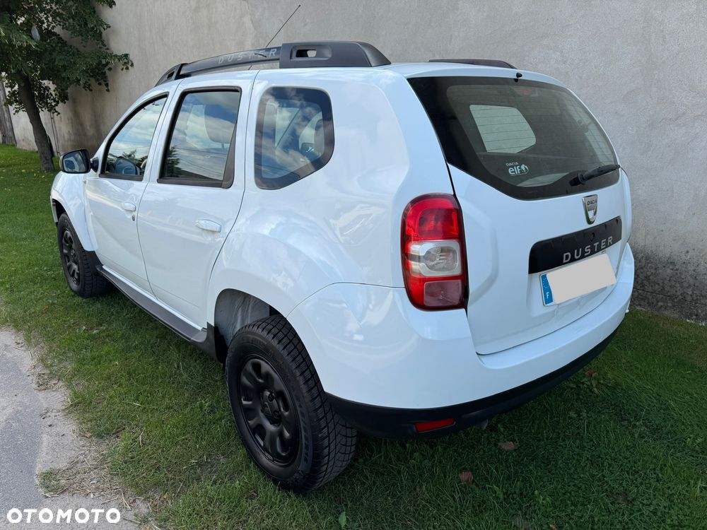 Dacia Duster dCi 110 FAP 4x2 Urban Explorer - 4