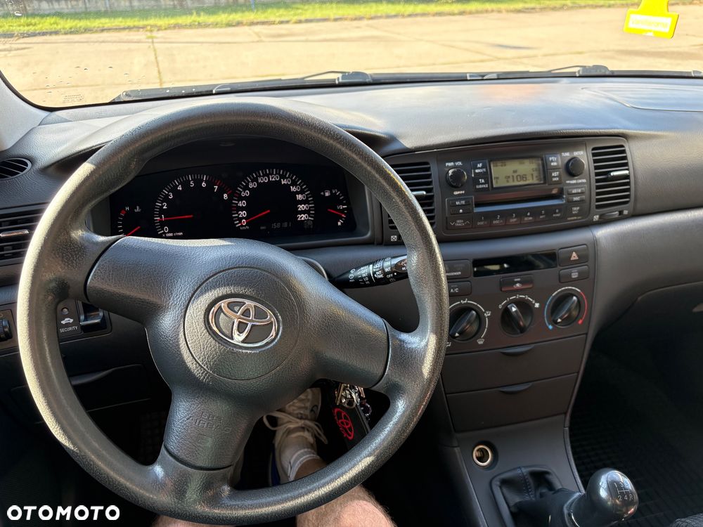 Toyota Corolla 1.6 VVT-i Sol (air6) - 7