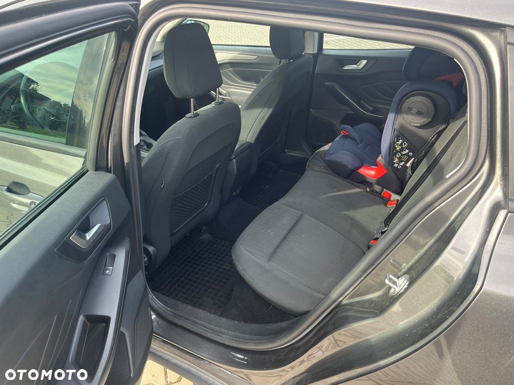 Ford Focus - 7