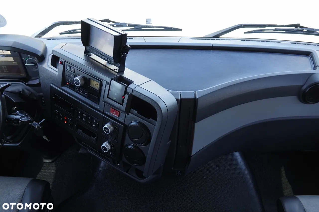 Renault C 430 / 8x4 / SKRZYNIOWY 7 M + HDS PALFINGER PK 2300-EH / WYSÓW 15 M / PILOT   / ROTATOR / SPROWADZONY - 34