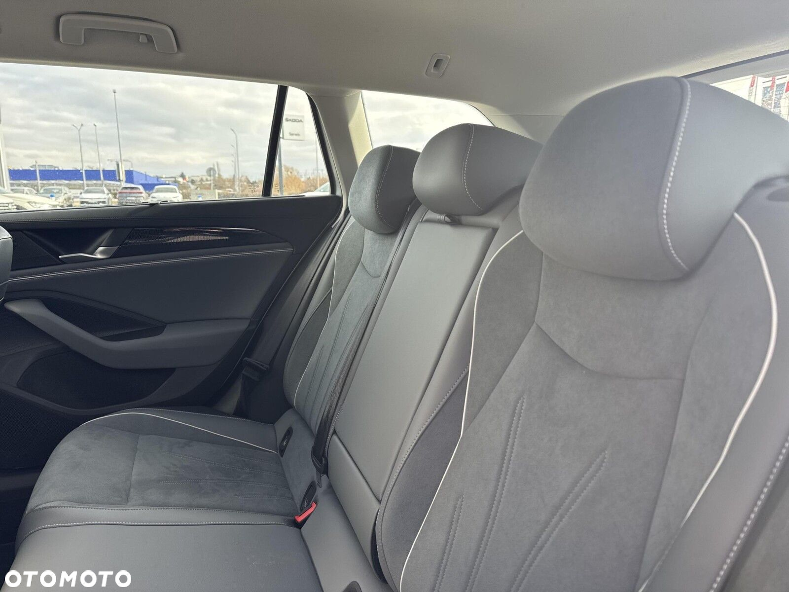 Volkswagen Passat 2.0 TDI SCR Business DSG - 26