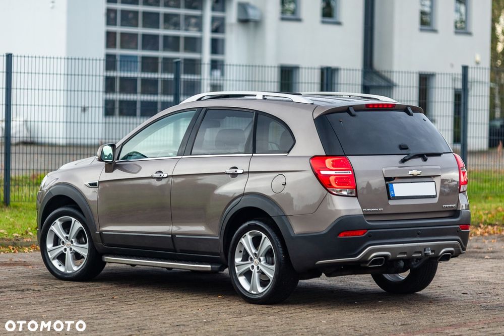 Chevrolet Captiva 2.2 d LTZ - 18