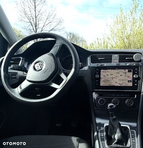 Volkswagen Golf 1.0 TSI BlueMotion Trendline - 17