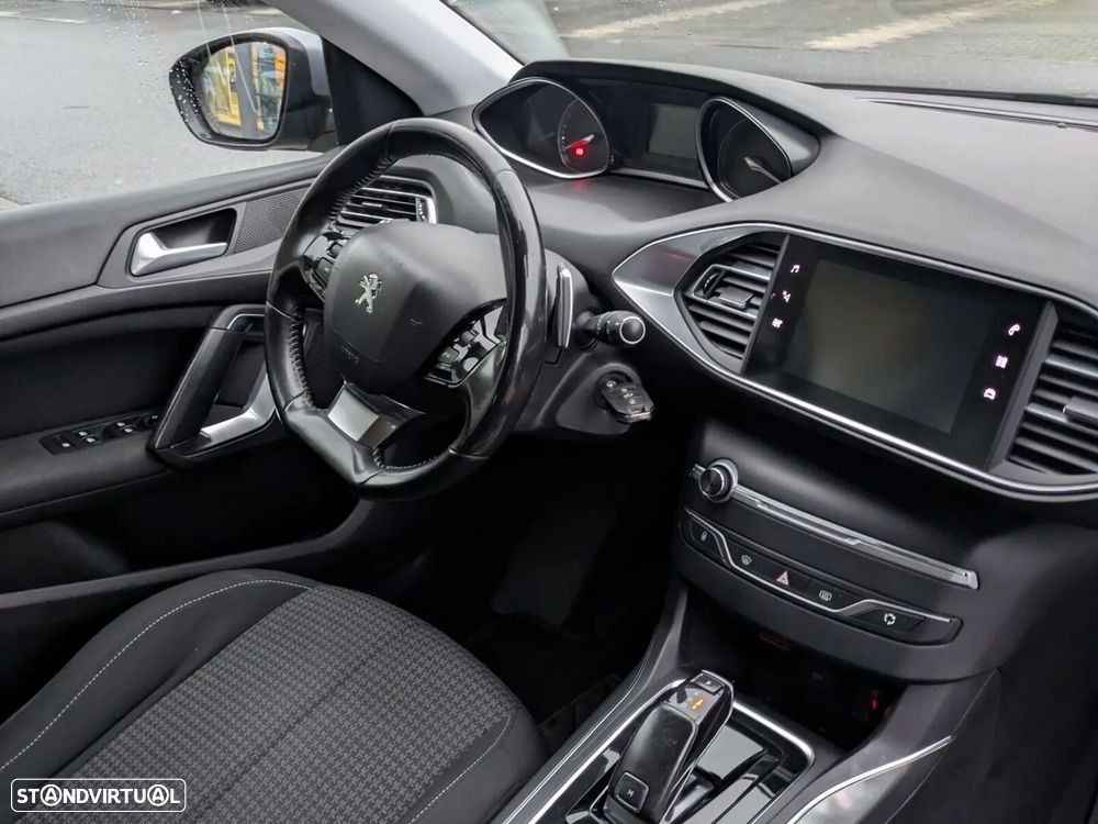 Peugeot 308 SW BlueHDi 130 EAT8 Stop & Start Active - 8