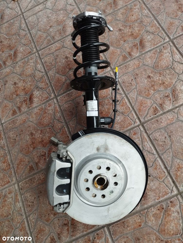 Zawieszenie amortyzator piasta prawa VW ID BUZZ 1N3 - 1