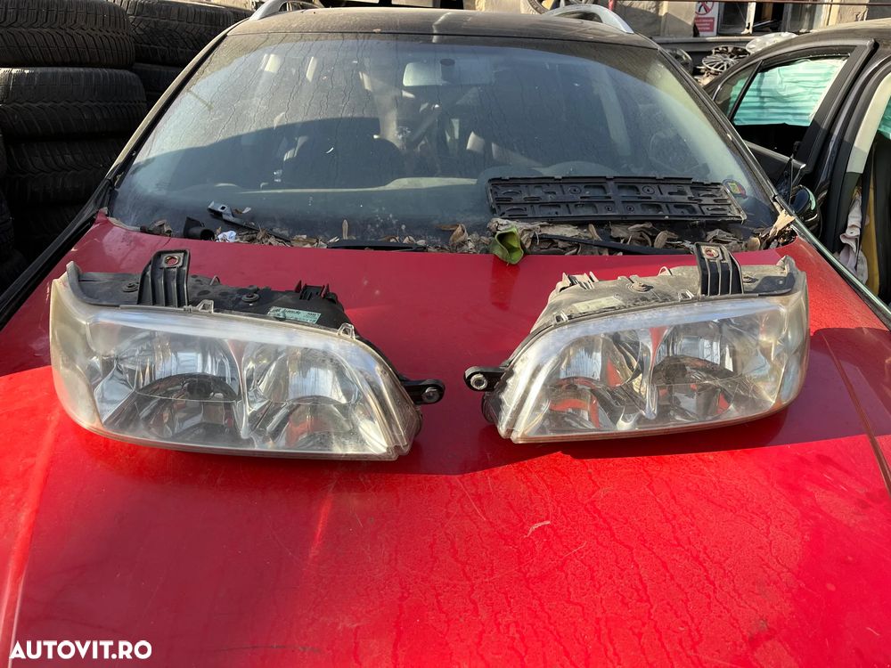 Far stanga/Far dreapta Fiat Albea non facelift 2002-2005 - 1