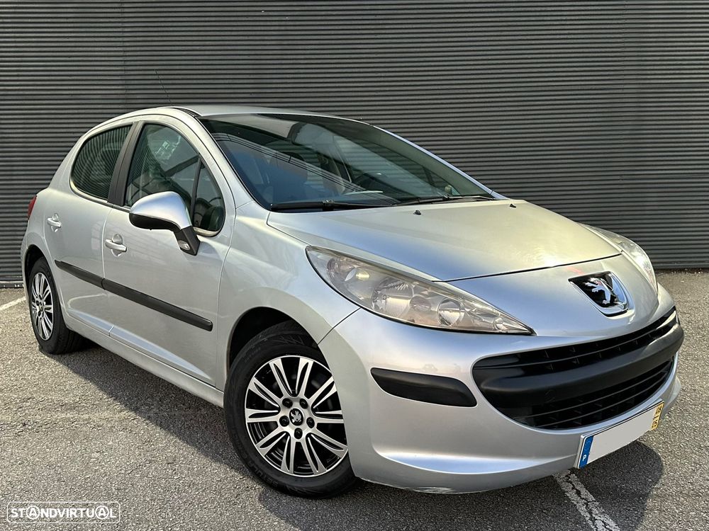 Peugeot 207 1.4 HDi Premium - 1