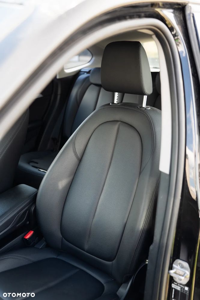 BMW X1 xDrive25e Business Edition - 23