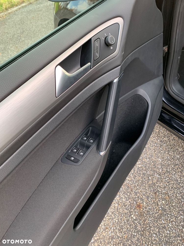 Volkswagen Golf 1.6 TDI SCR DSG Join - 14