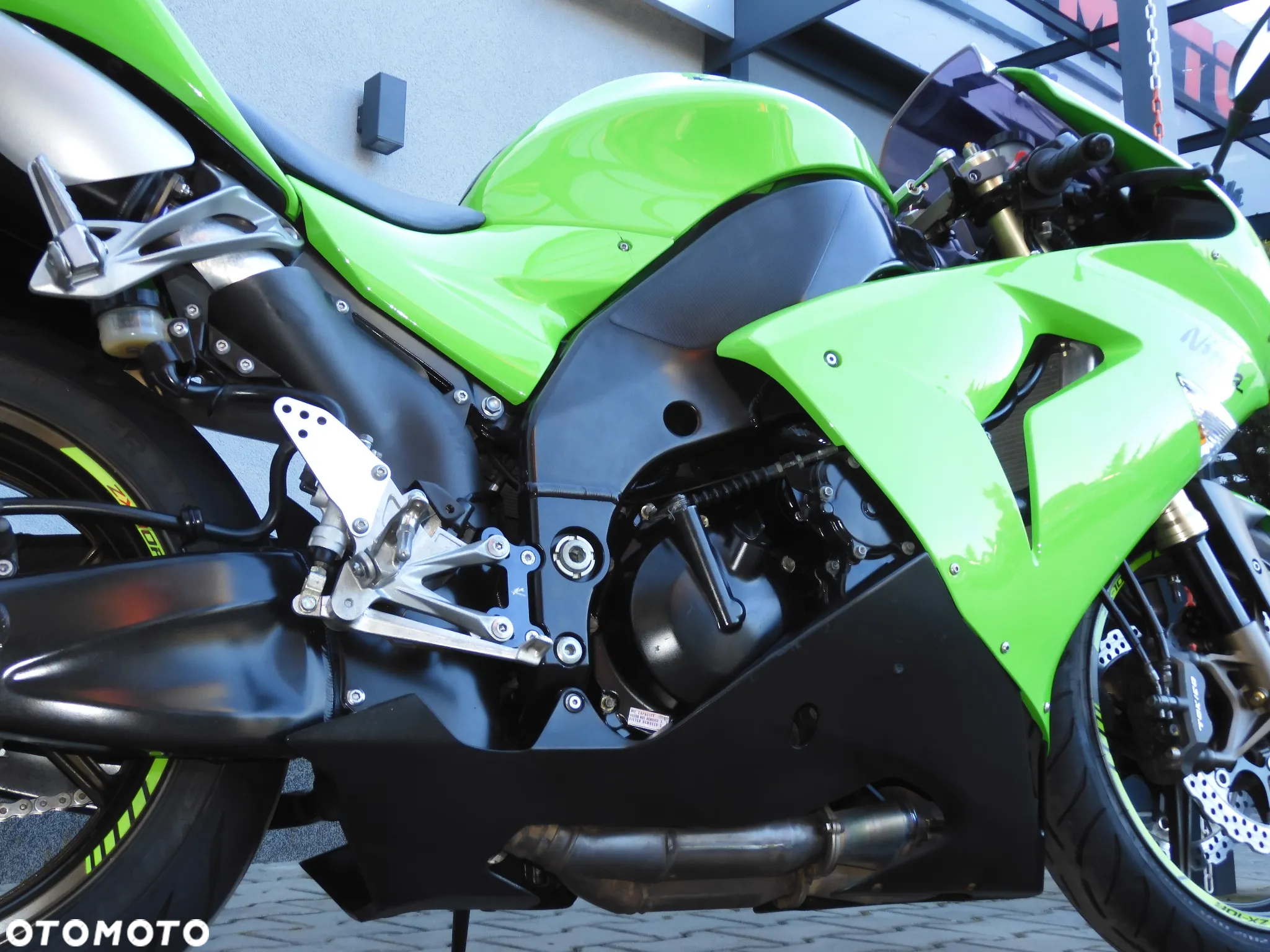 Kawasaki Ninja - 17