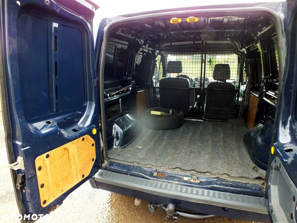 Ford Transit Connect - 22