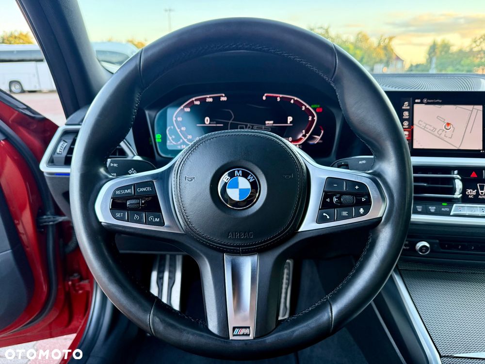 BMW Seria 3 320d M Sport Shadow - 32