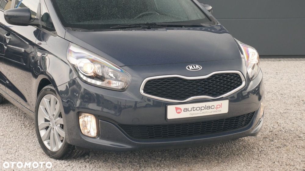 Kia Carens - 21