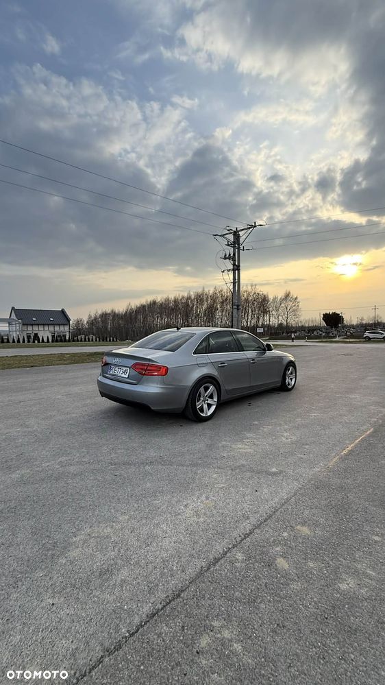 Audi A4 Limousine - 7