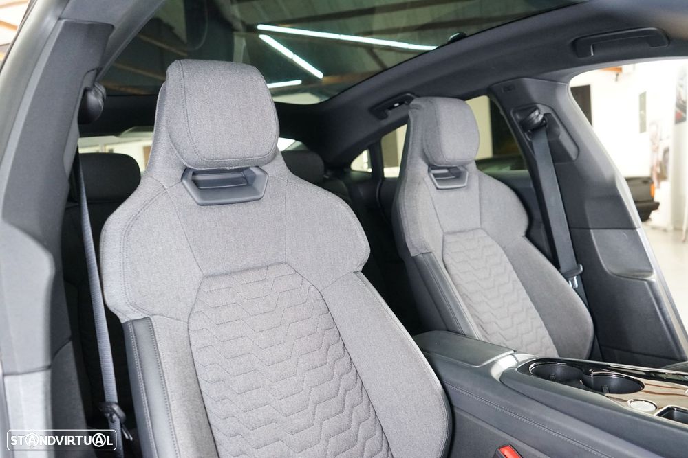 Audi e-tron GT quattro - 43