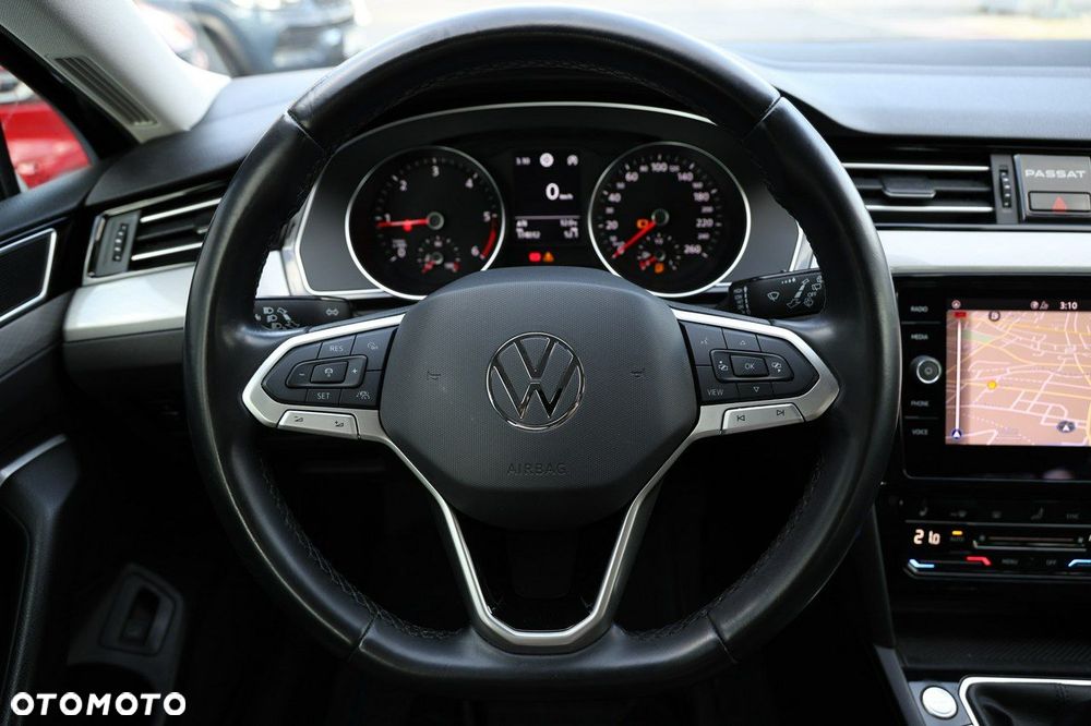 Volkswagen Passat - 14